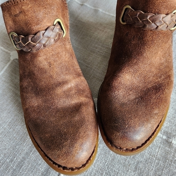 Born Womens Sylvia Ankle Bootie Brown Distressed sz 6 Leather Upper Cowgirl Boho - Picture 1 of 13